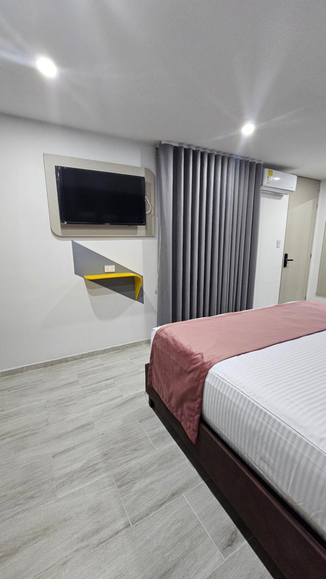 Waldor'S Hotel Boutique Leticia Esterno foto